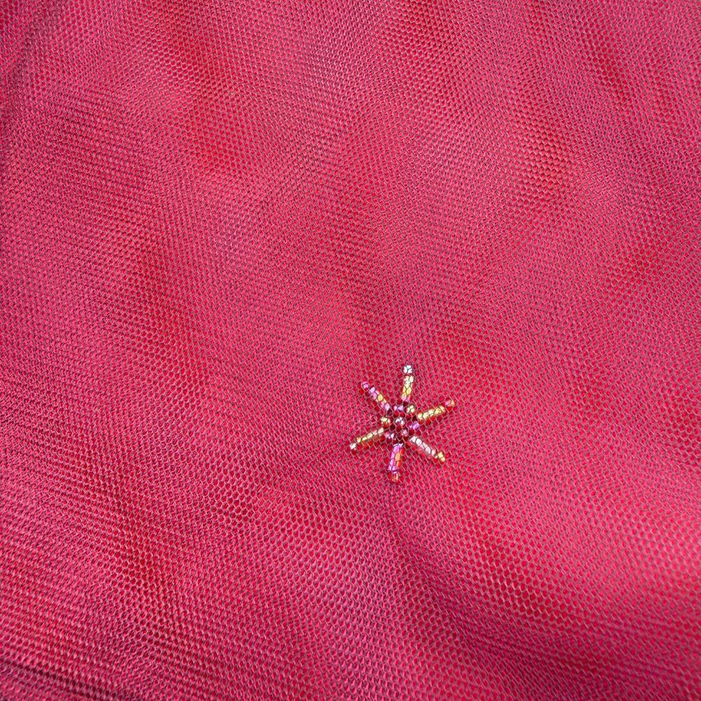 Express World Brand Skirt Size 9/10 Red Flowy Fairy Snowlake Christmas - Picture 6 of 6